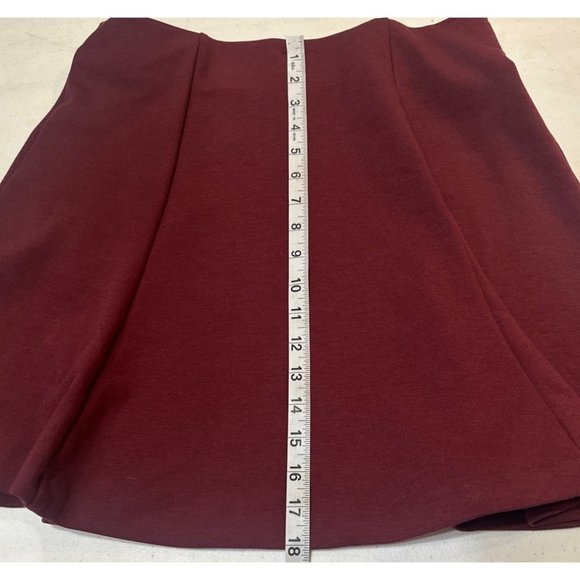 Women’s Old Navy Brand Flared Skirt Red Polyester Blend Junior's Size Medium - Picture 5 of 12